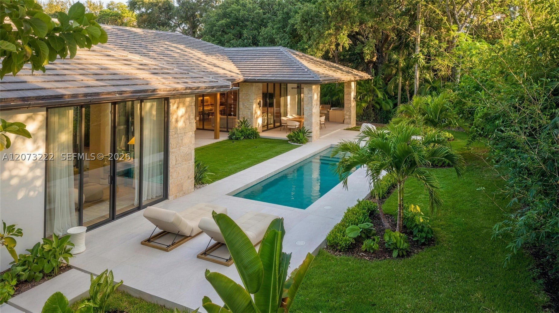7840 SW 98th St, Miami, FL, 33156/$4,650,000 2 7840 SW 98th St