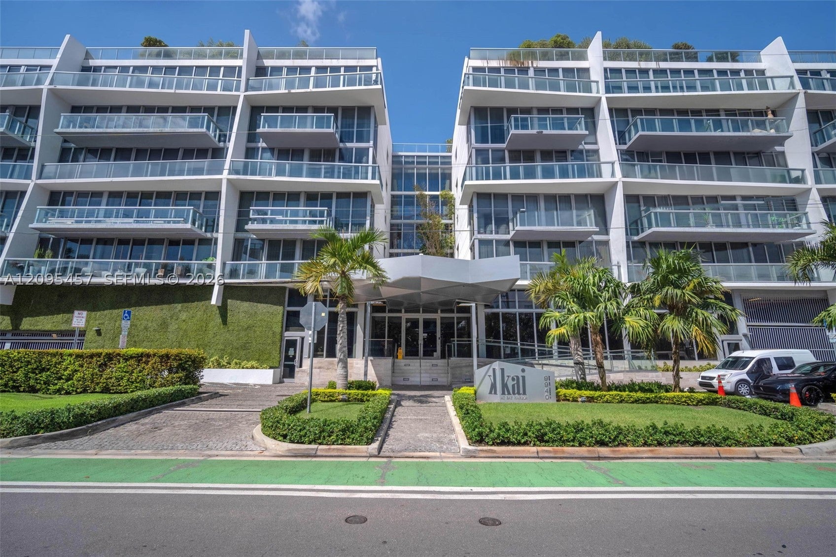 9940 W Bay Harbor Dr 5D-N