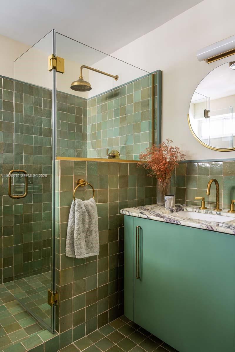 BELLE TOWERS CONDO - Residential Lease