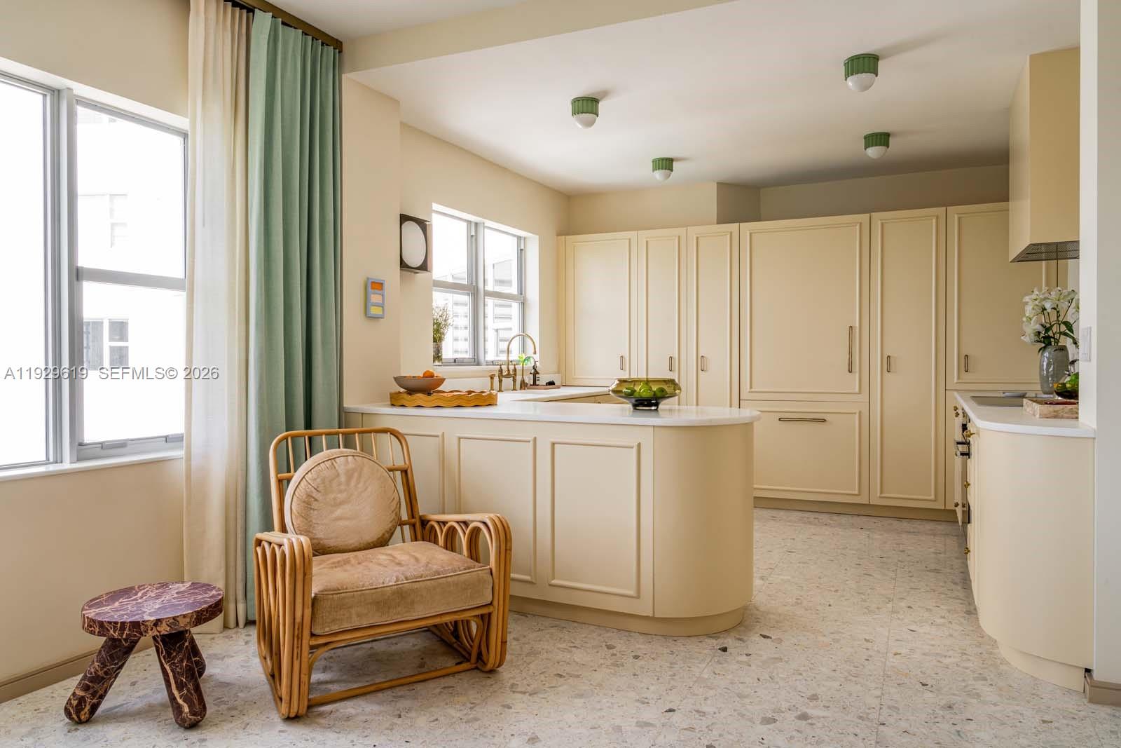 BELLE TOWERS CONDO - Residential Lease