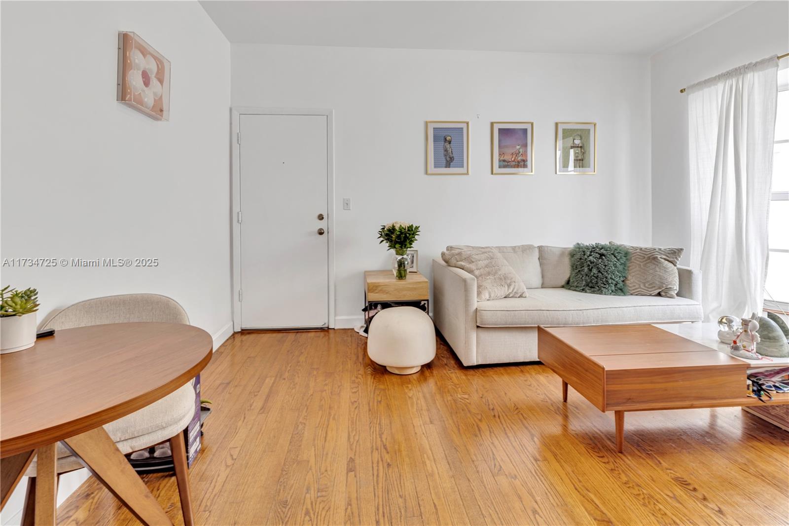 THE CHELSEA CONDO - Residential