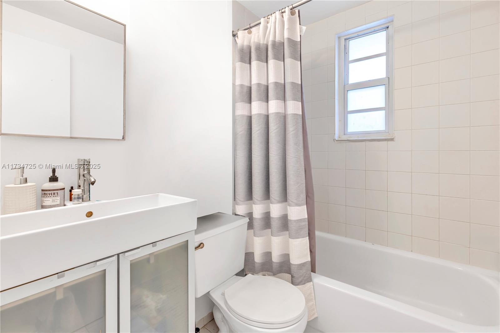 THE CHELSEA CONDO - Residential