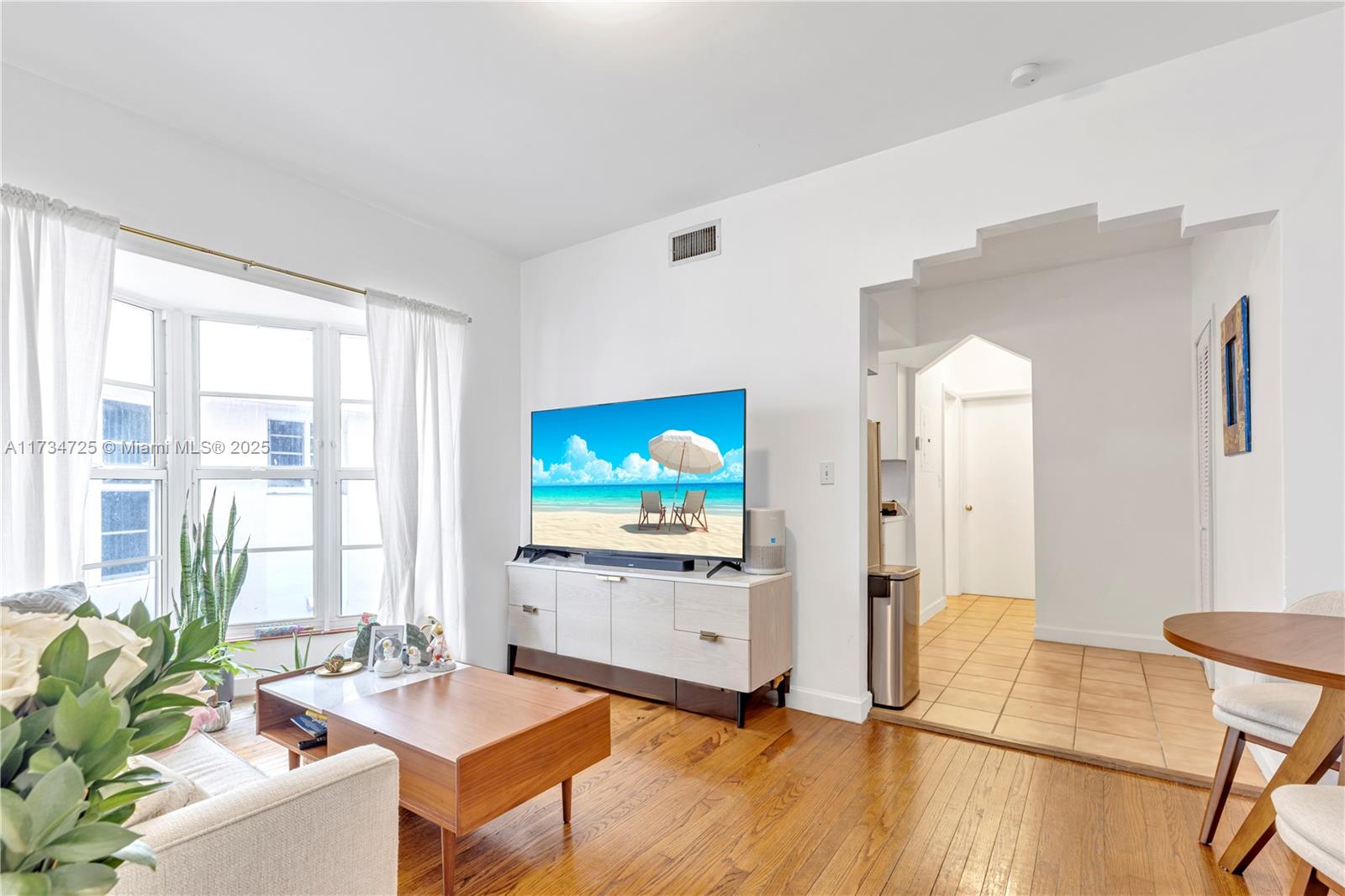 THE CHELSEA CONDO - Residential