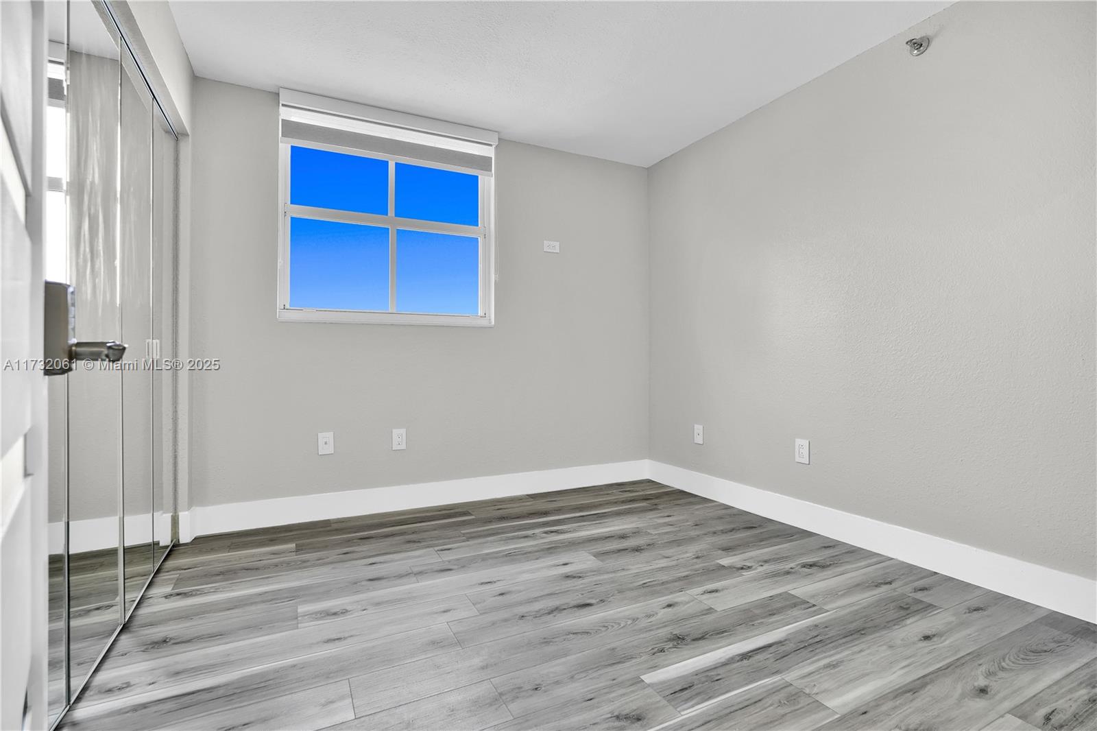 LA RIVE GAUCHE CONDO - Residential