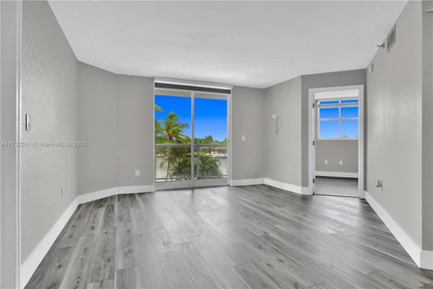 5880 Collins Ave 403 Miami Beach FL 33140