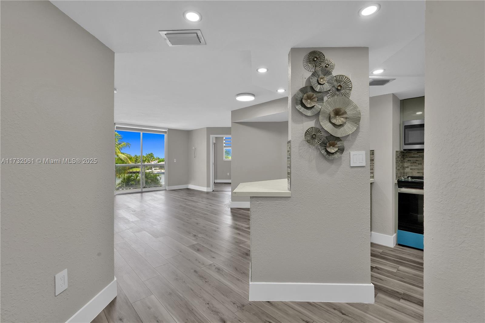 LA RIVE GAUCHE CONDO - Residential