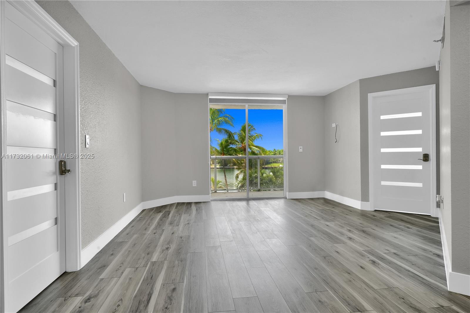 LA RIVE GAUCHE CONDO - Residential