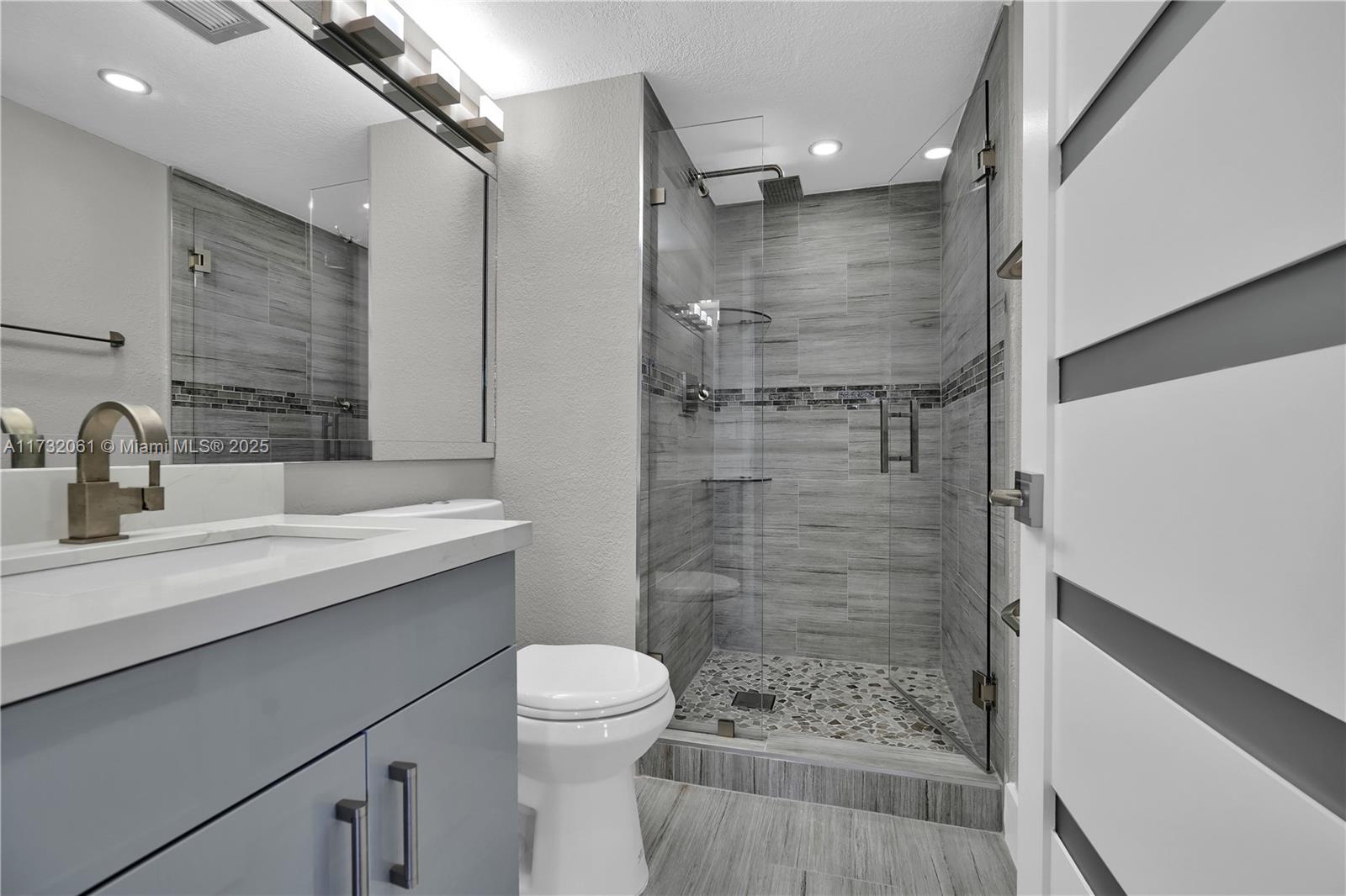 LA RIVE GAUCHE CONDO - Residential