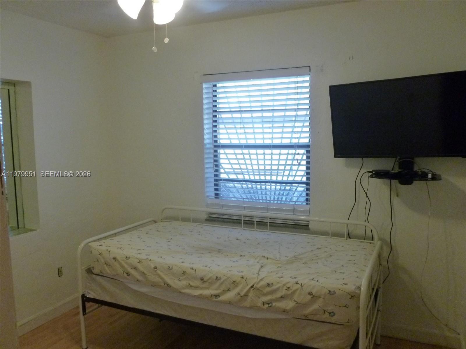 GRAPELAND HEIGHTS - Residential