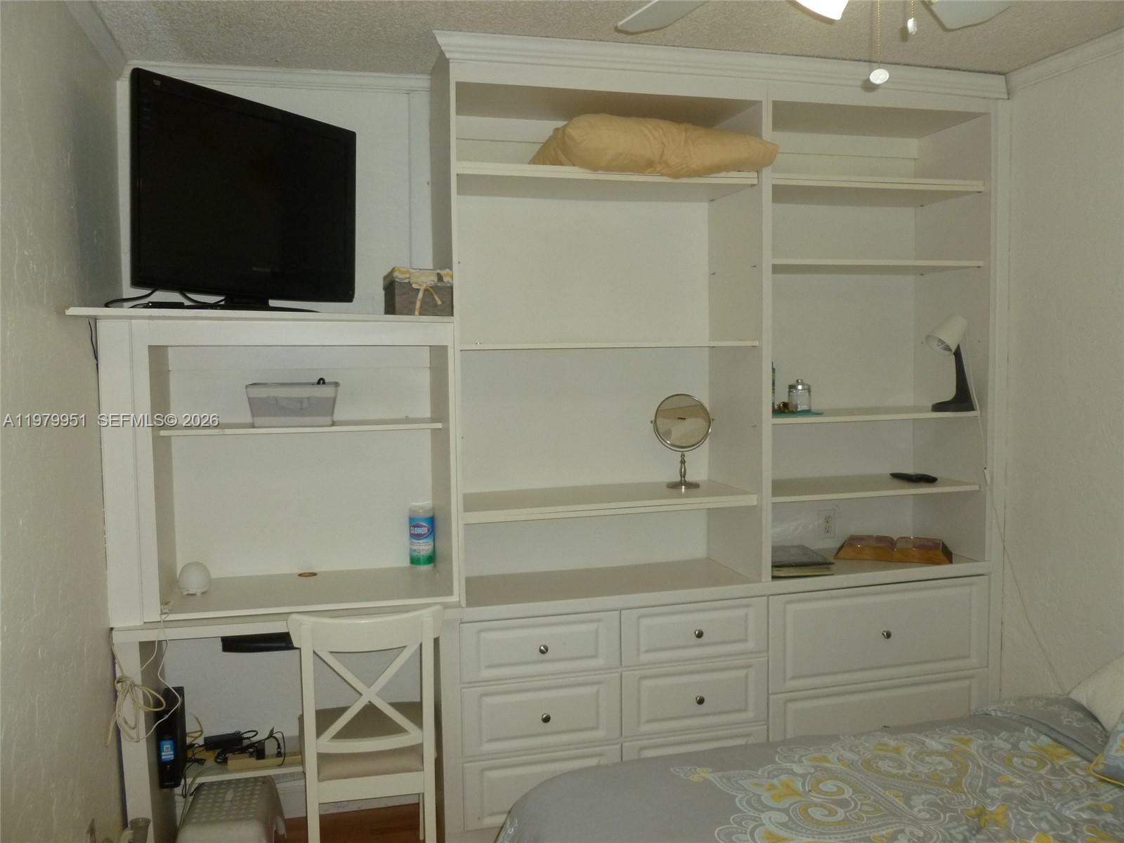 GRAPELAND HEIGHTS - Residential