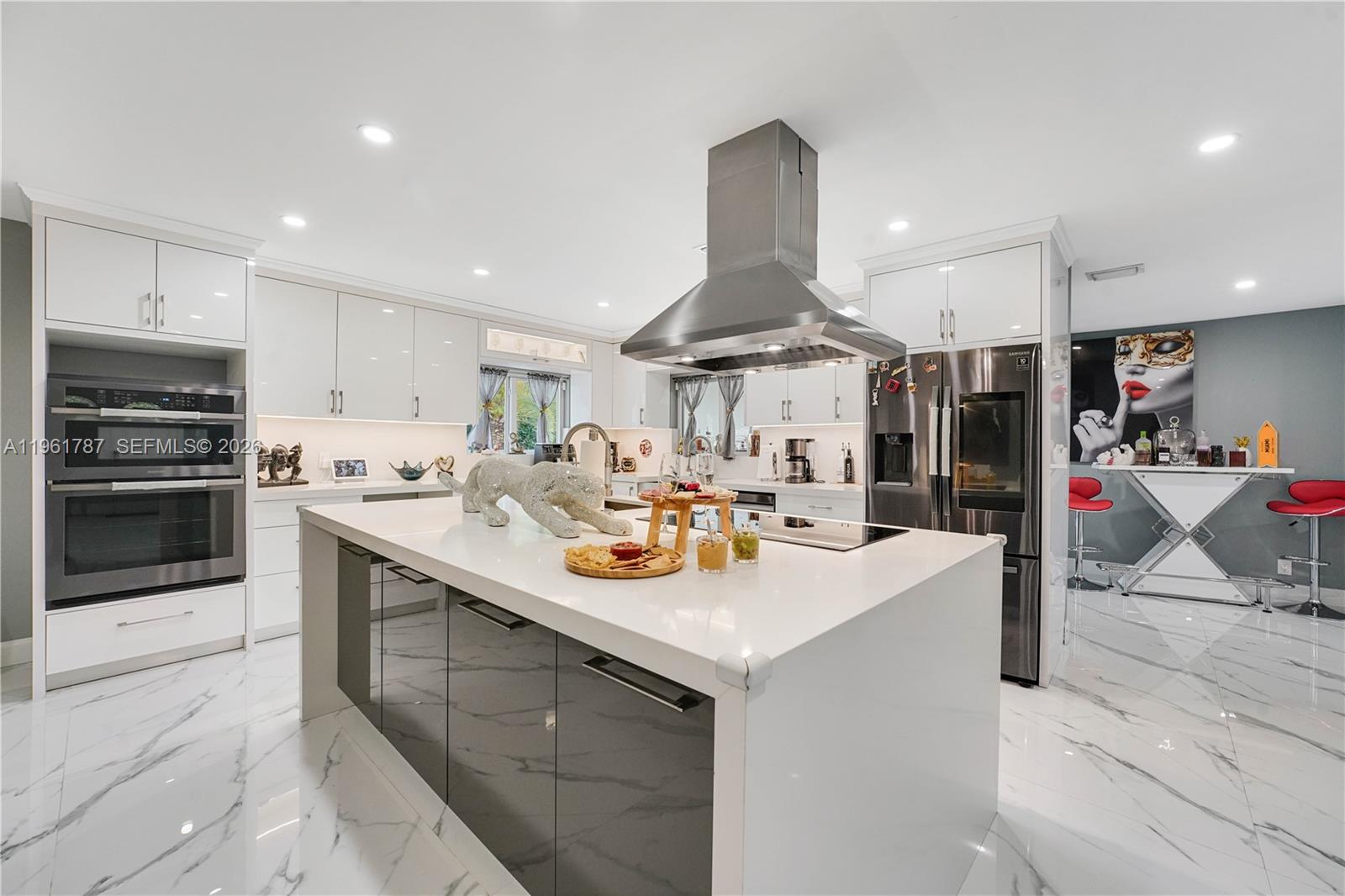 FOREST HILLS - Residential