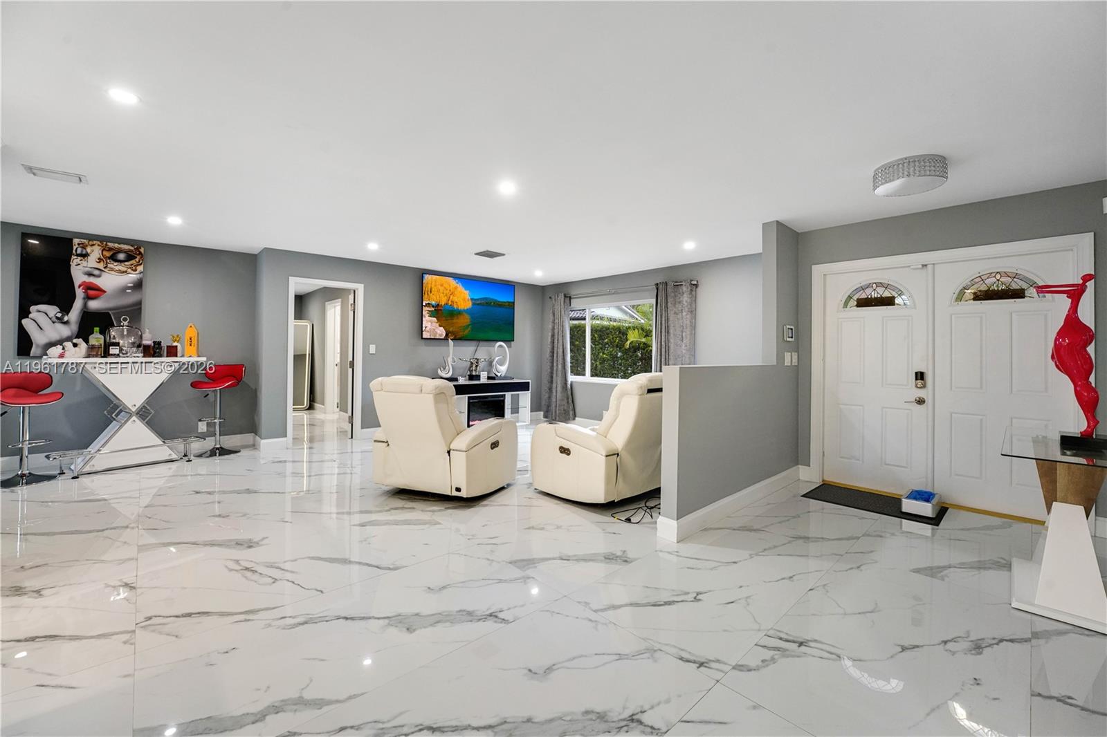 FOREST HILLS - Residential