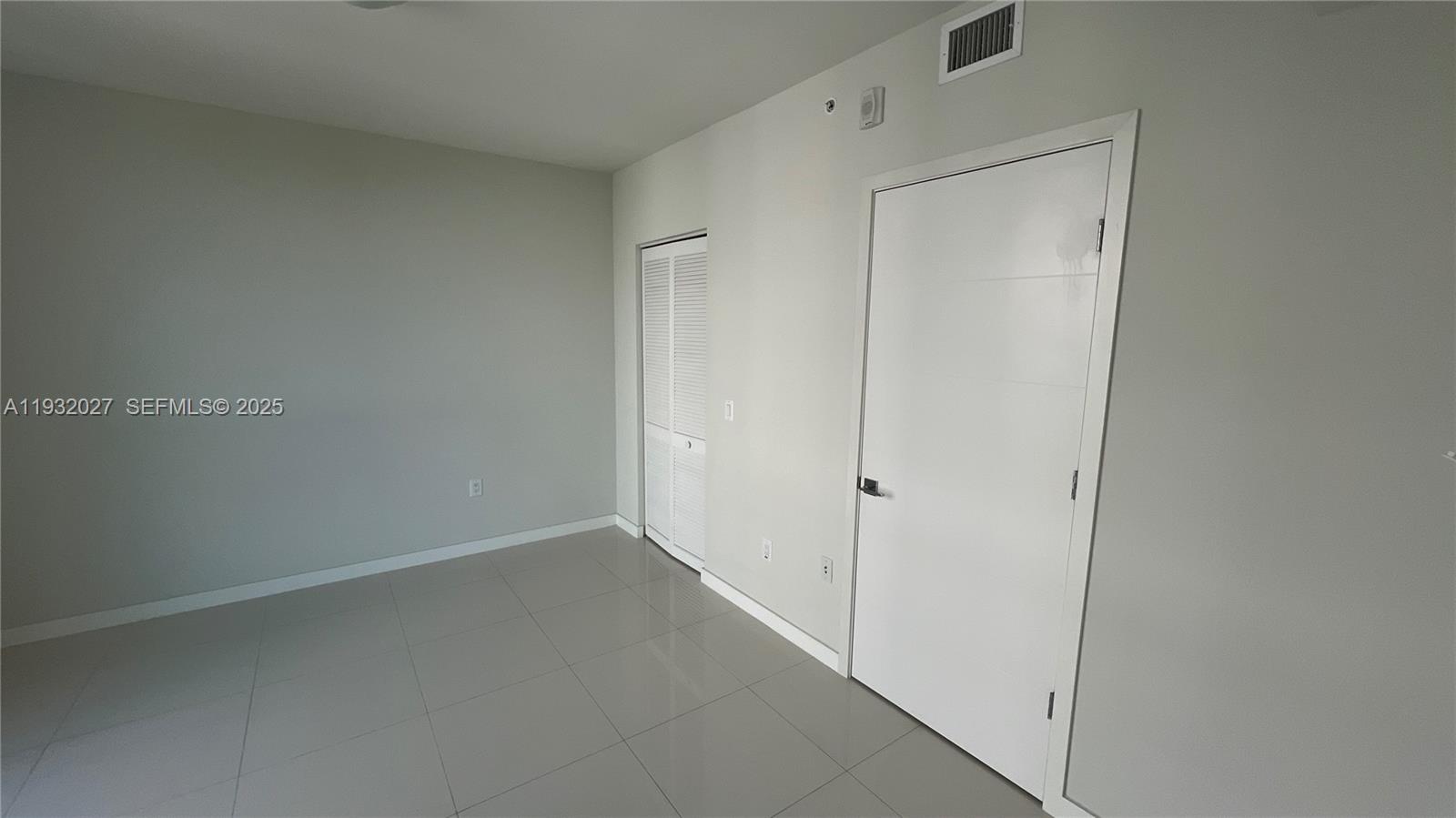 MIDTOWN DORAL CONDO 4 - Residential