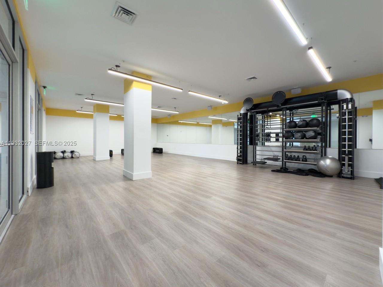 MIDTOWN DORAL CONDO 4 - Residential