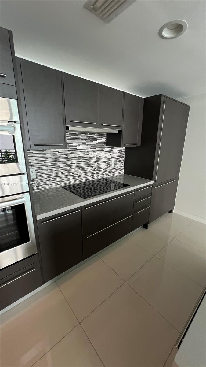 MIDTOWN DORAL CONDO 4 - Residential