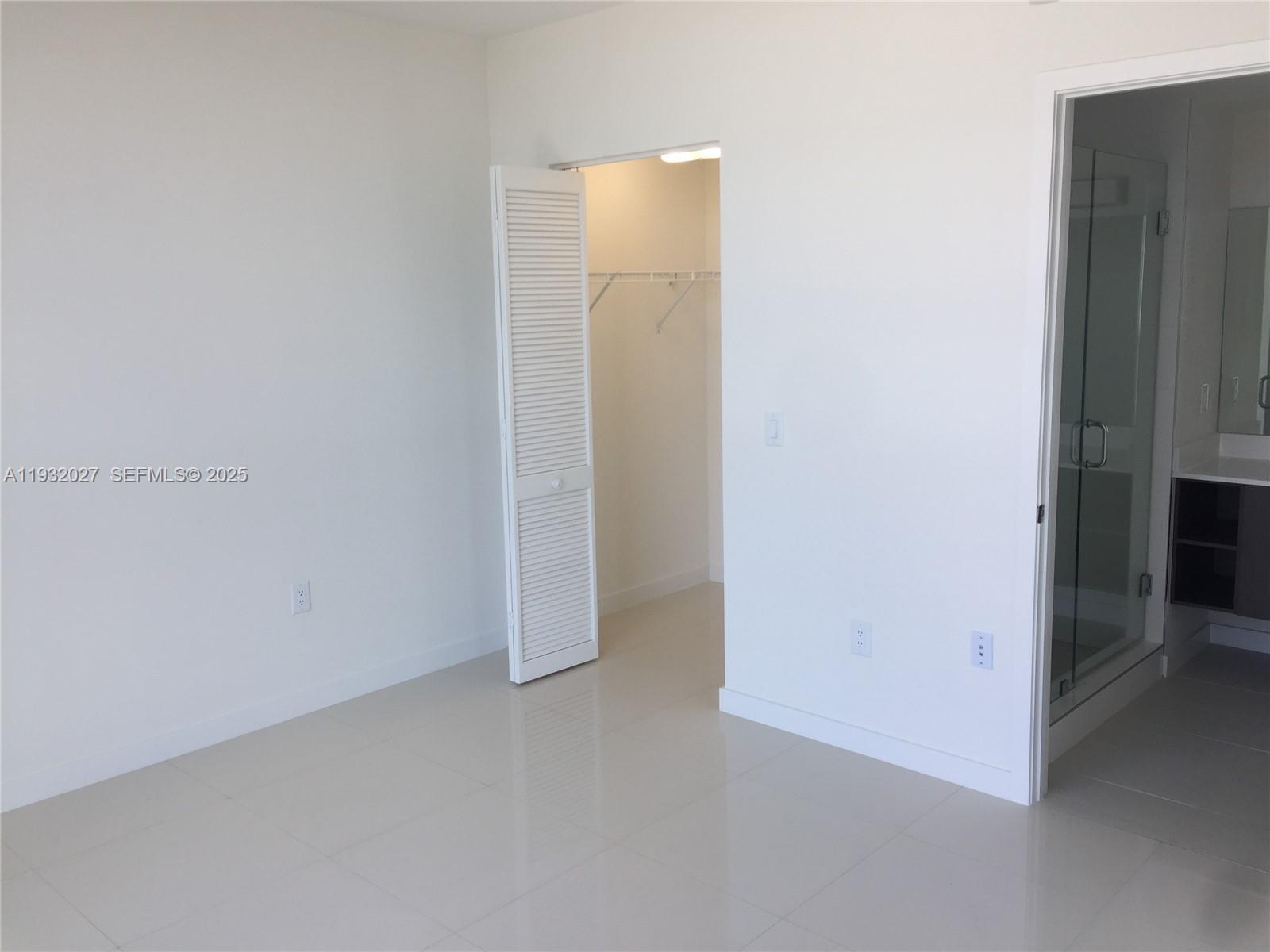 MIDTOWN DORAL CONDO 4 - Residential