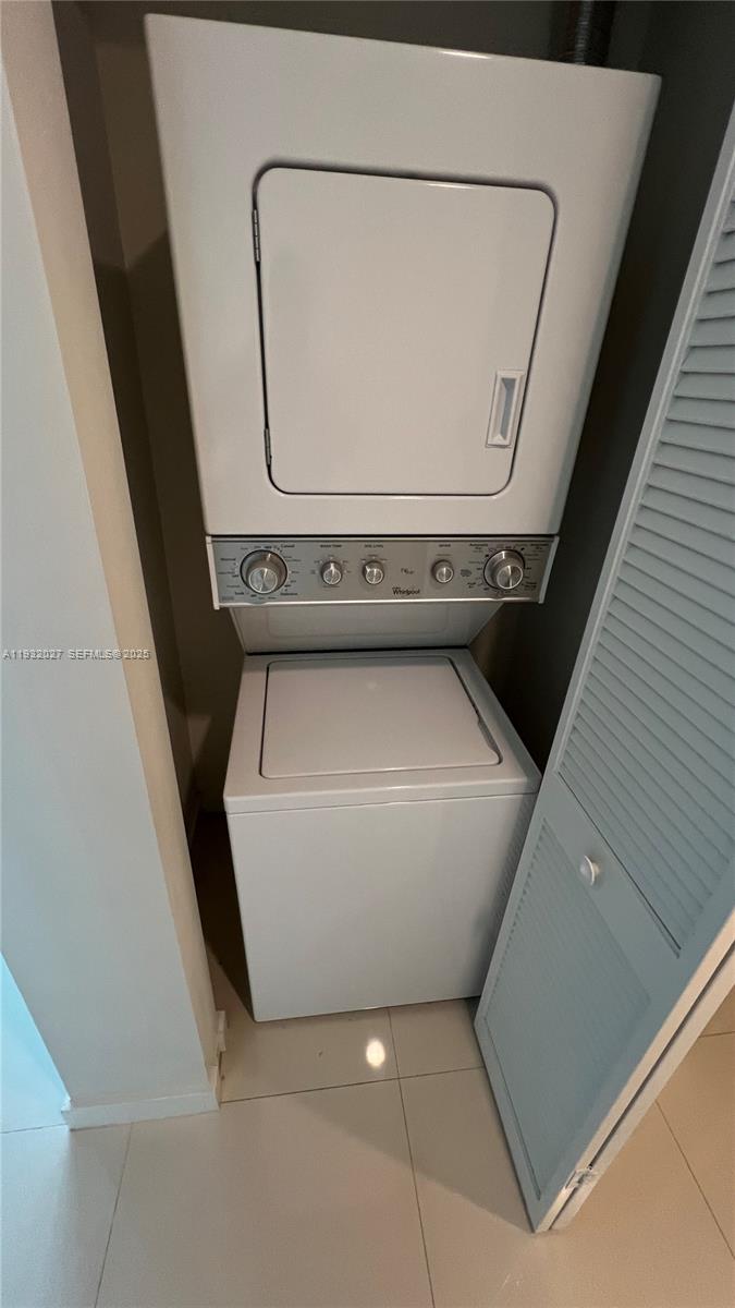 MIDTOWN DORAL CONDO 4 - Residential