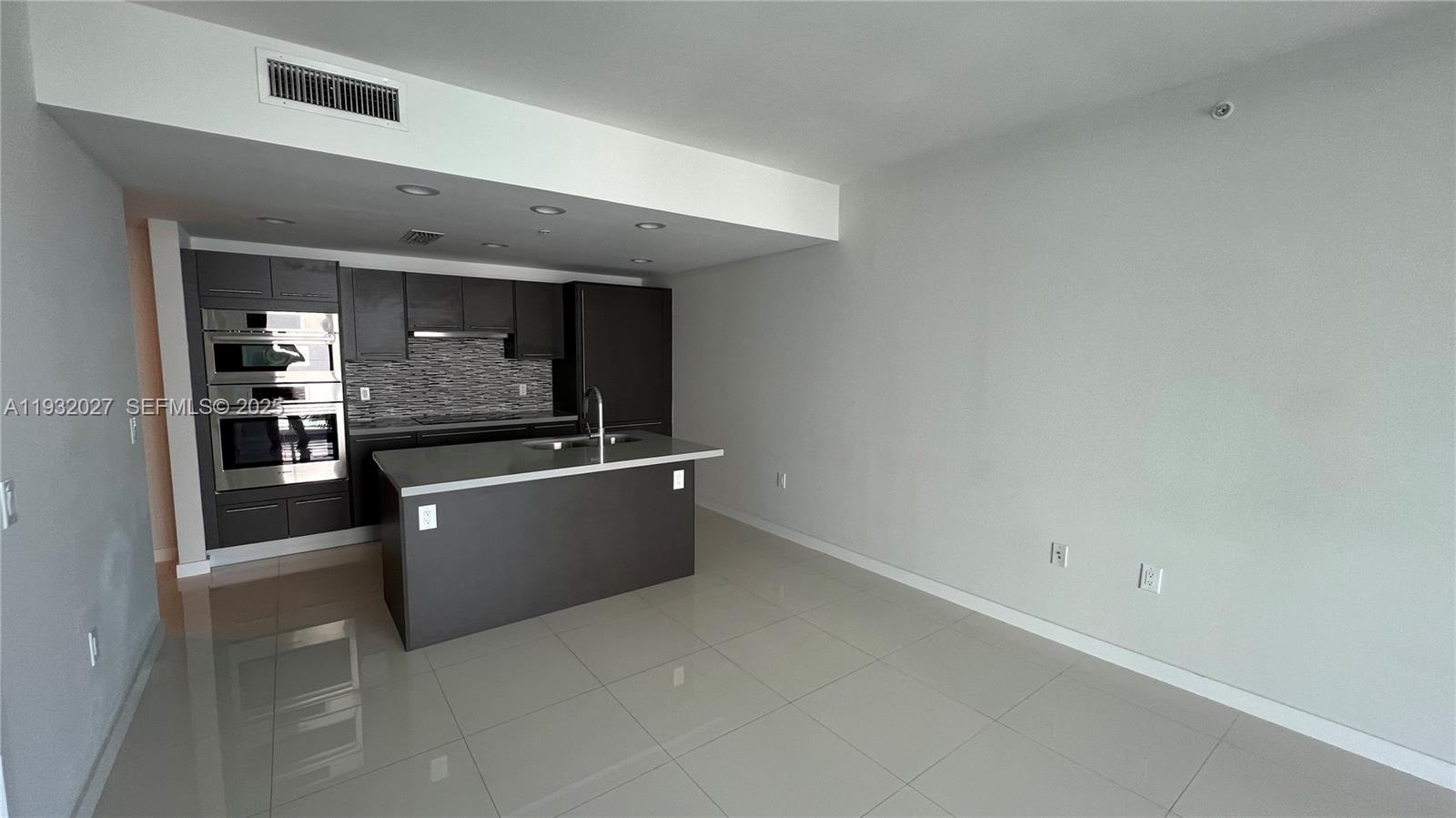 MIDTOWN DORAL CONDO 4 - Residential