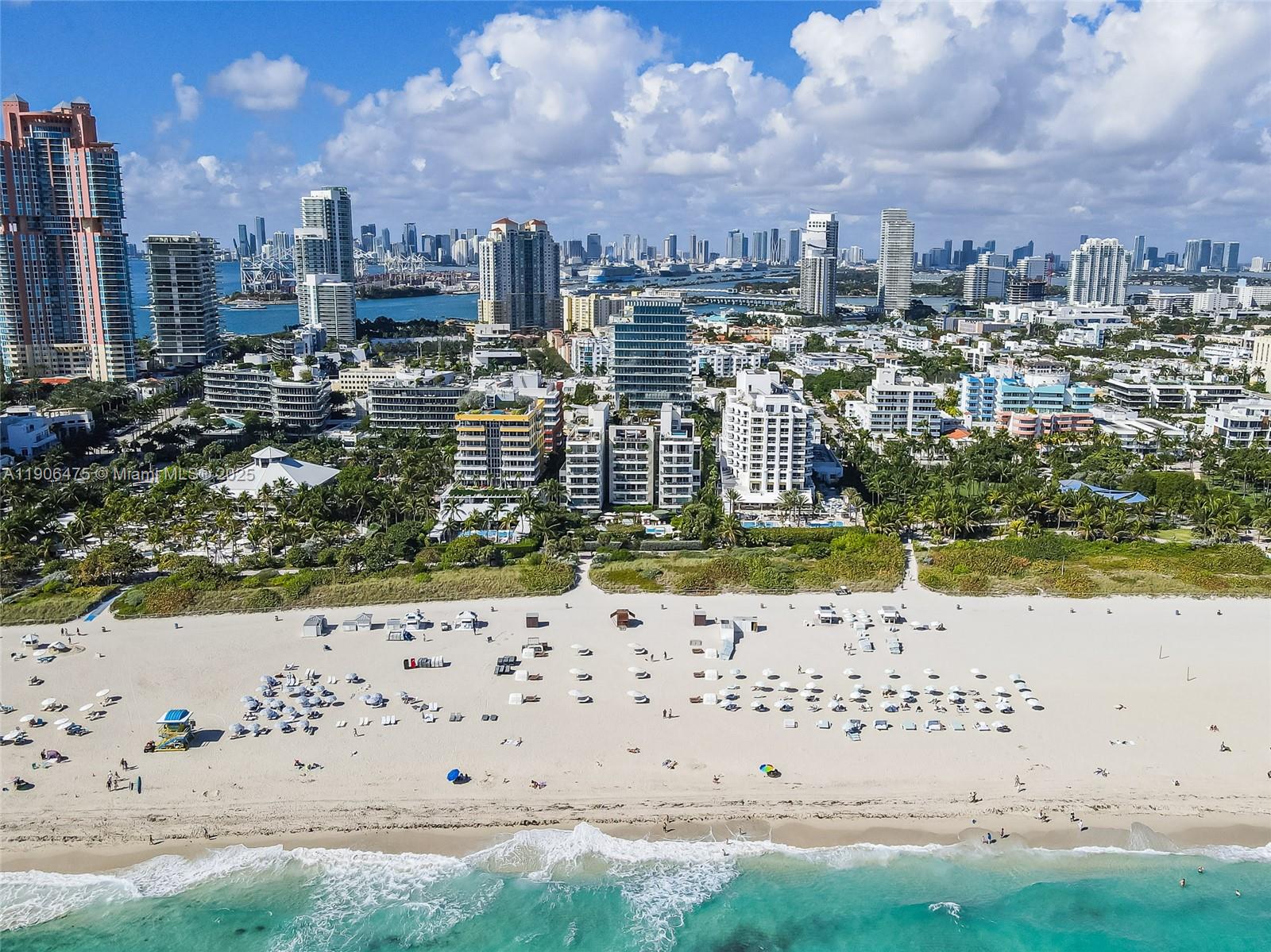 GLASS 120 CONDO - Residential