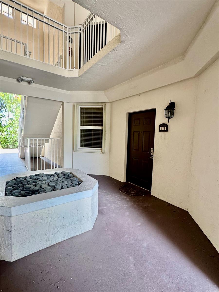 11503 Nw 89th St 112, Doral, Miami-Dade County, Florida - 3 Bedrooms  
2 Bathrooms - 