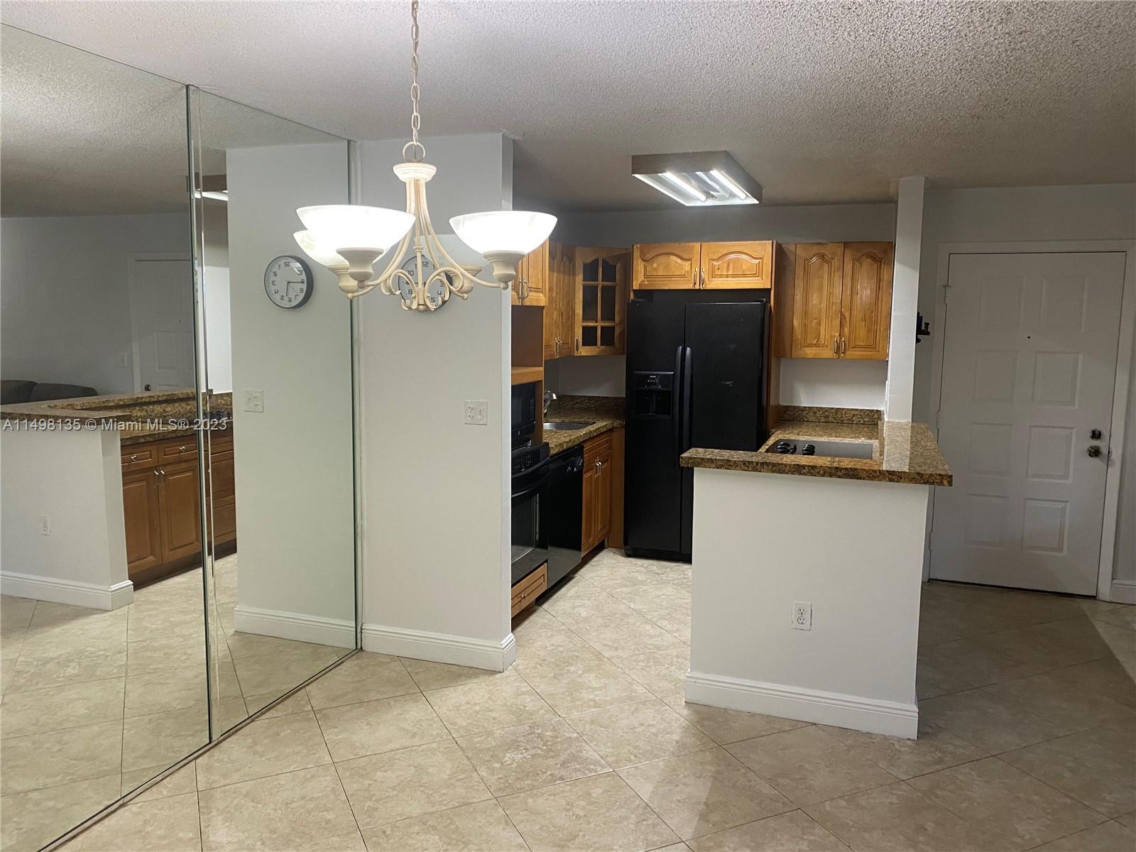DORAL PARK C CLUB VILLAS - Residential Lease