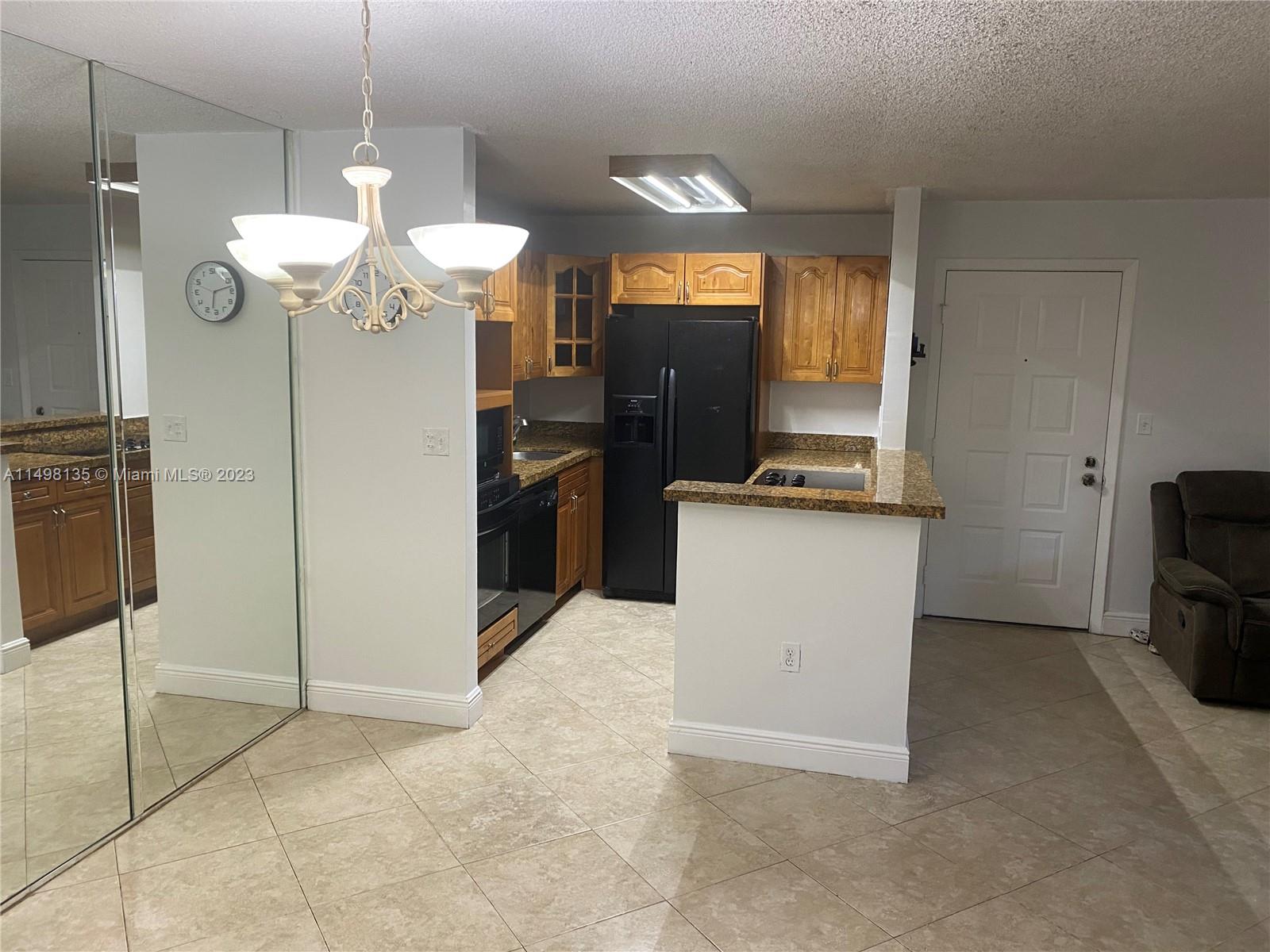DORAL PARK C CLUB VILLAS - Residential Lease