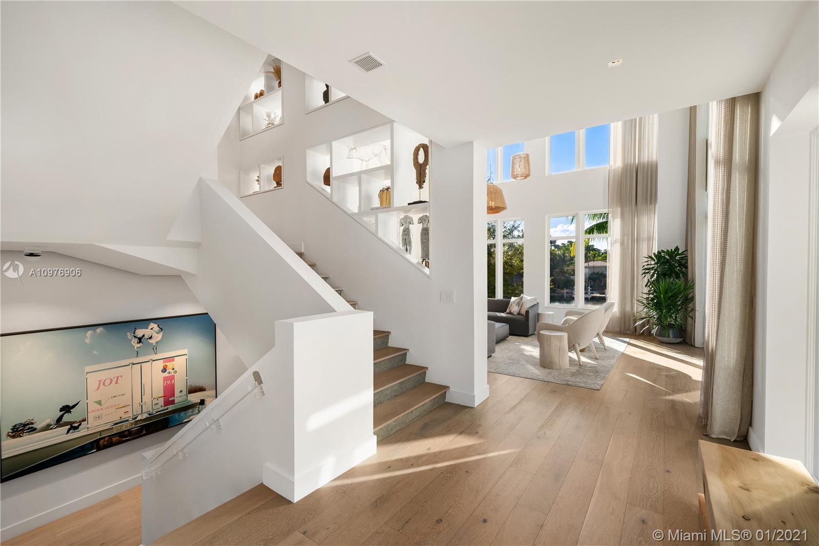AQUA AT ALLISON ISLAND - Residential