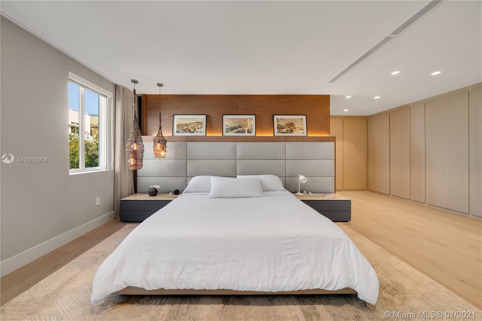 AQUA AT ALLISON ISLAND - Residential
