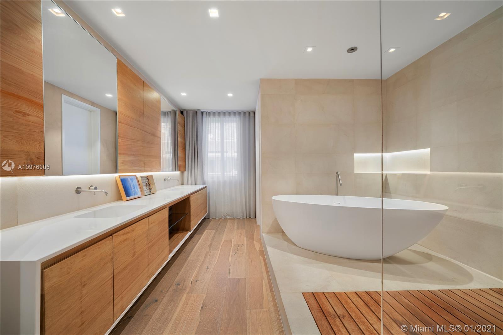 AQUA AT ALLISON ISLAND - Residential