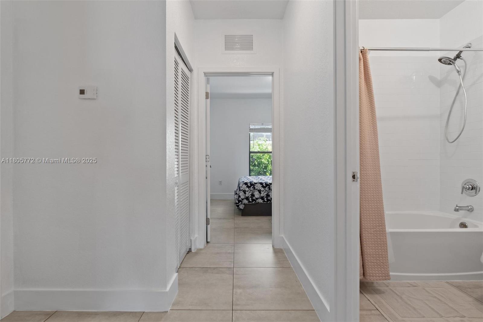 OAKWOOD GROVE - Residential