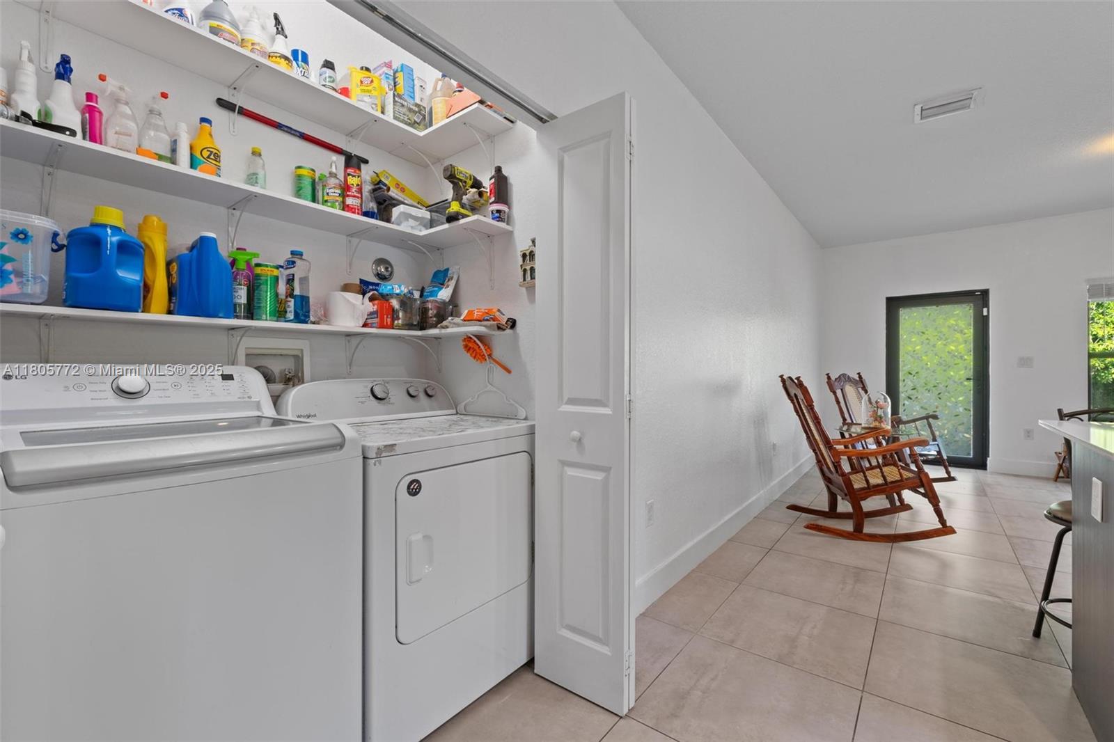 OAKWOOD GROVE - Residential