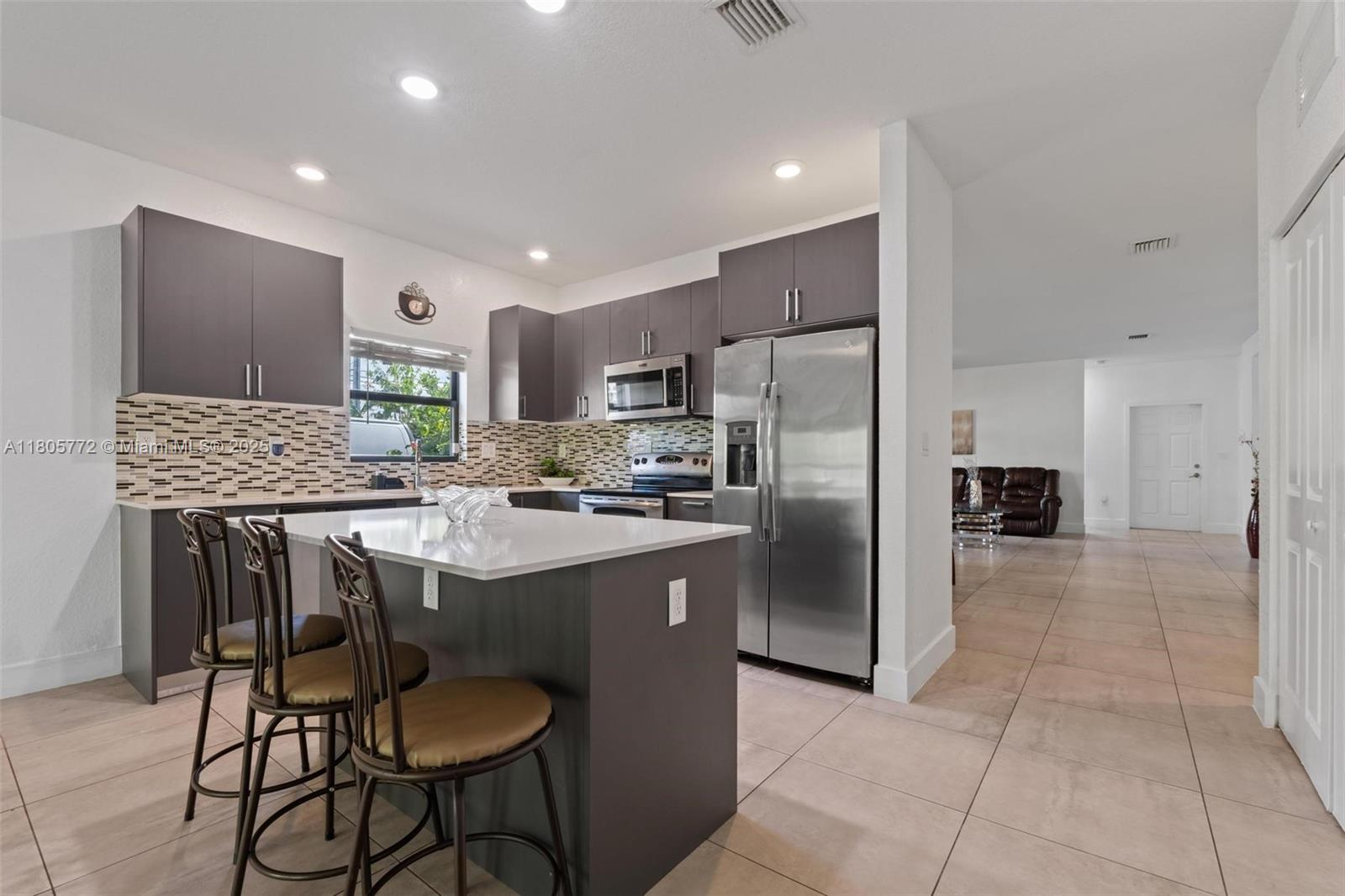 OAKWOOD GROVE - Residential