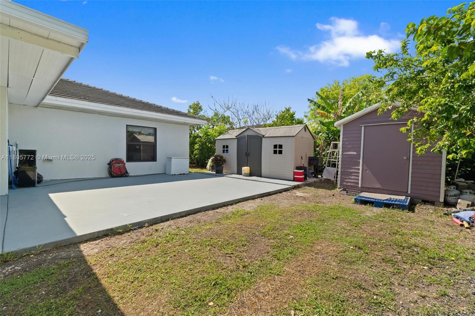 OAKWOOD GROVE - Residential