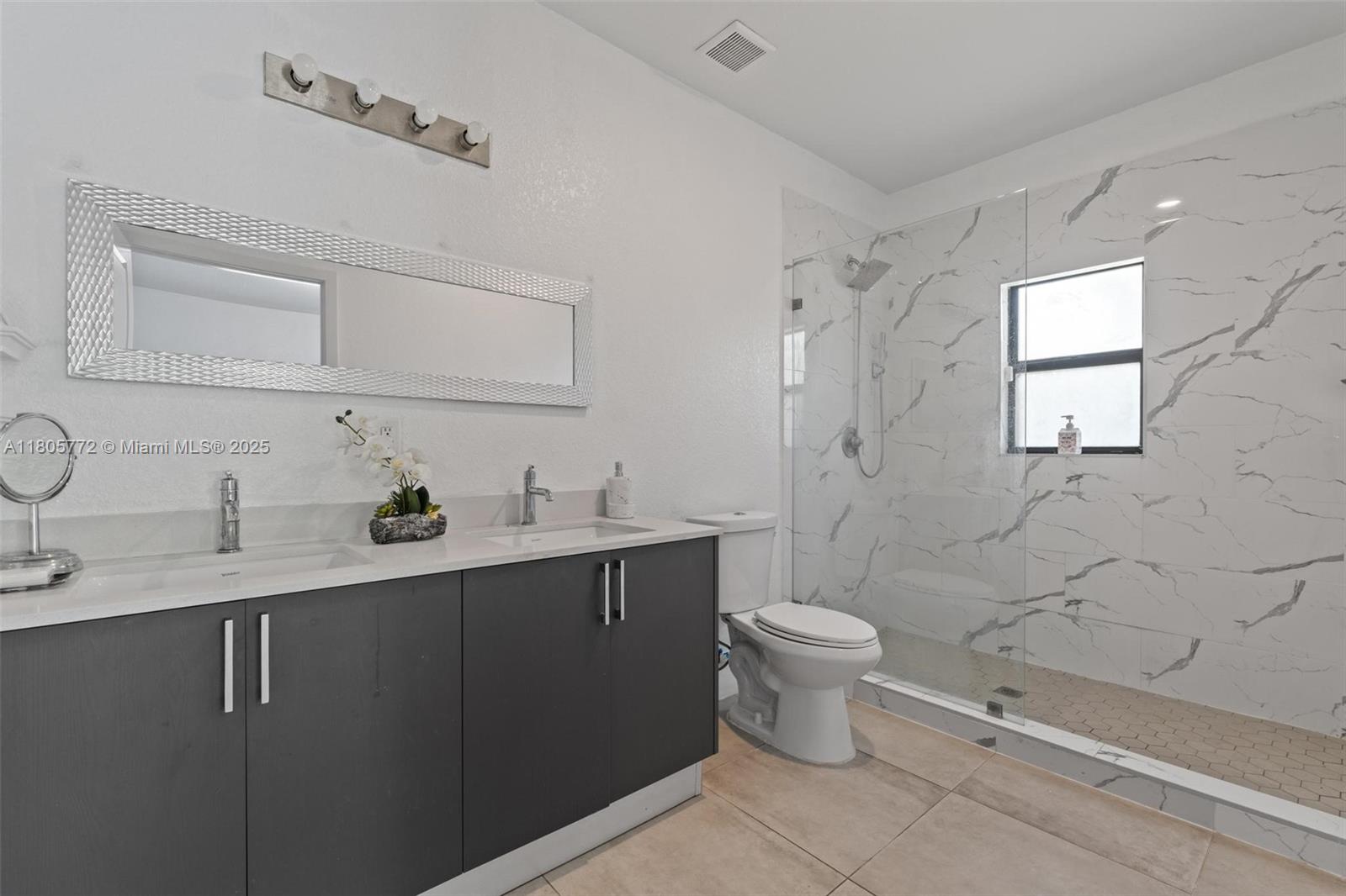 OAKWOOD GROVE - Residential