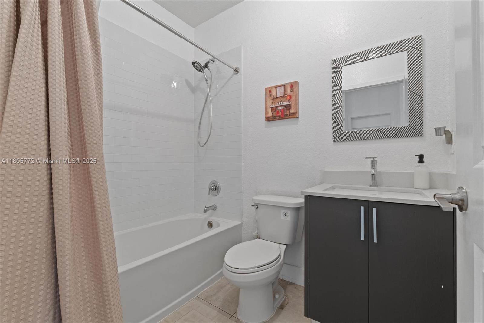 OAKWOOD GROVE - Residential