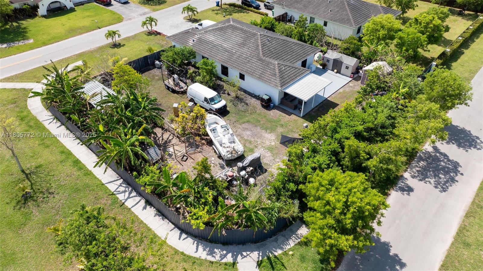 OAKWOOD GROVE - Residential