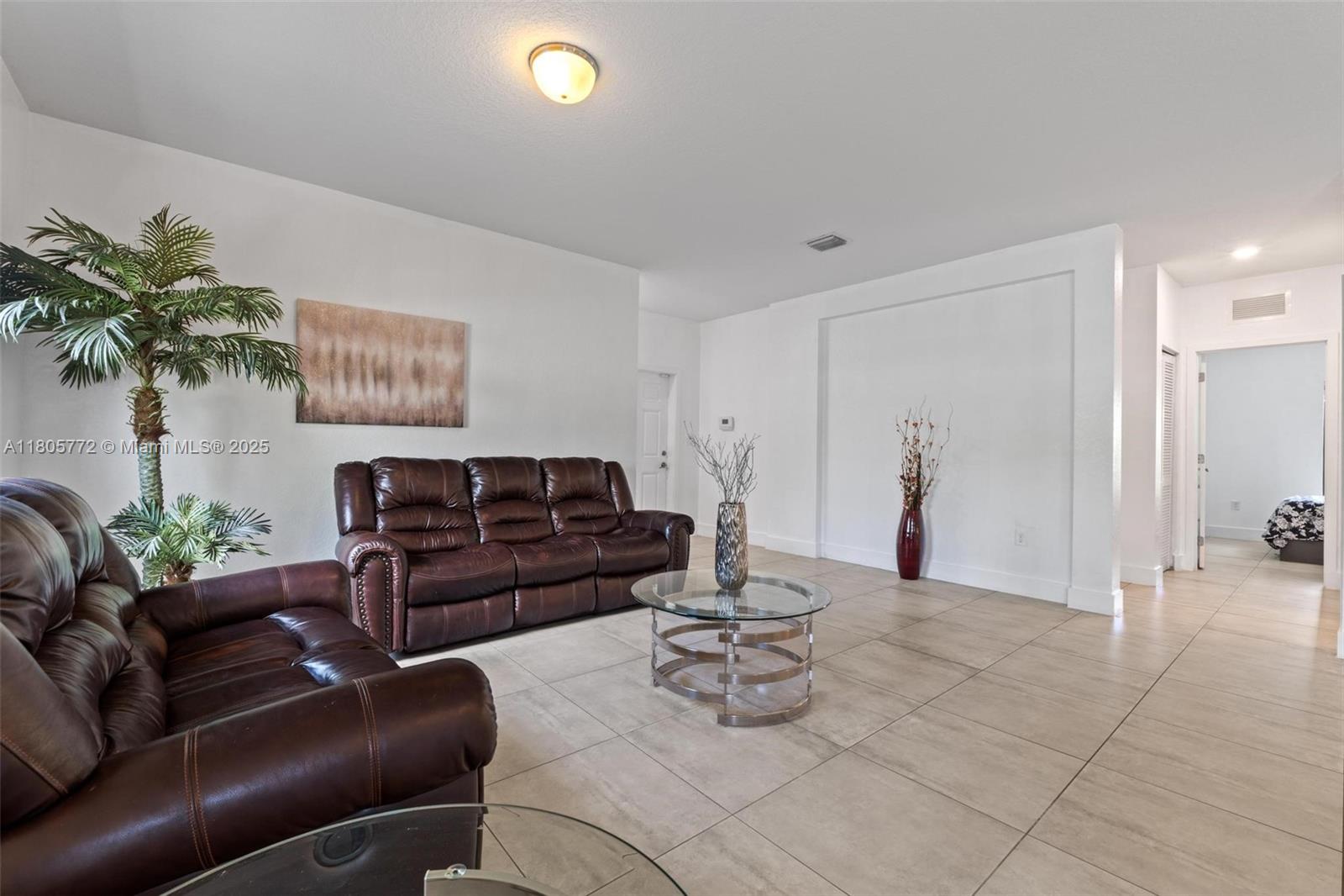 OAKWOOD GROVE - Residential