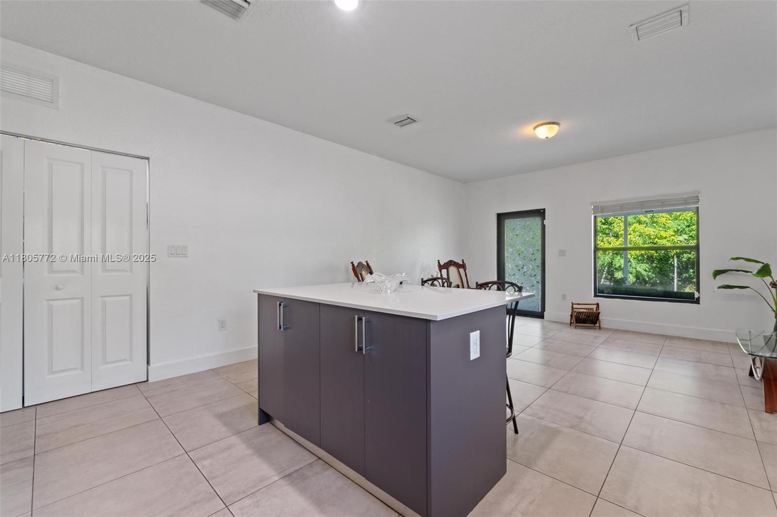 OAKWOOD GROVE - Residential