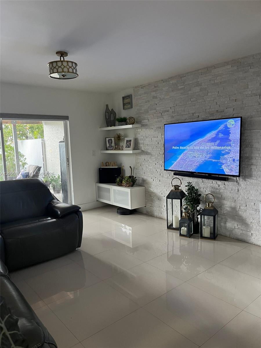 1155 NW 123rd Ct 601