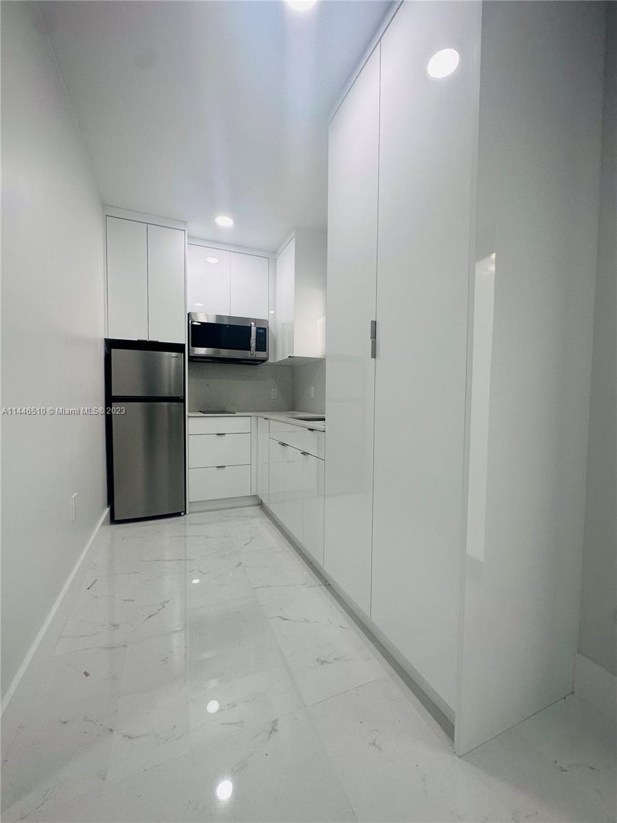 EFM ESTATES SECTIONS TWO - Residential Lease