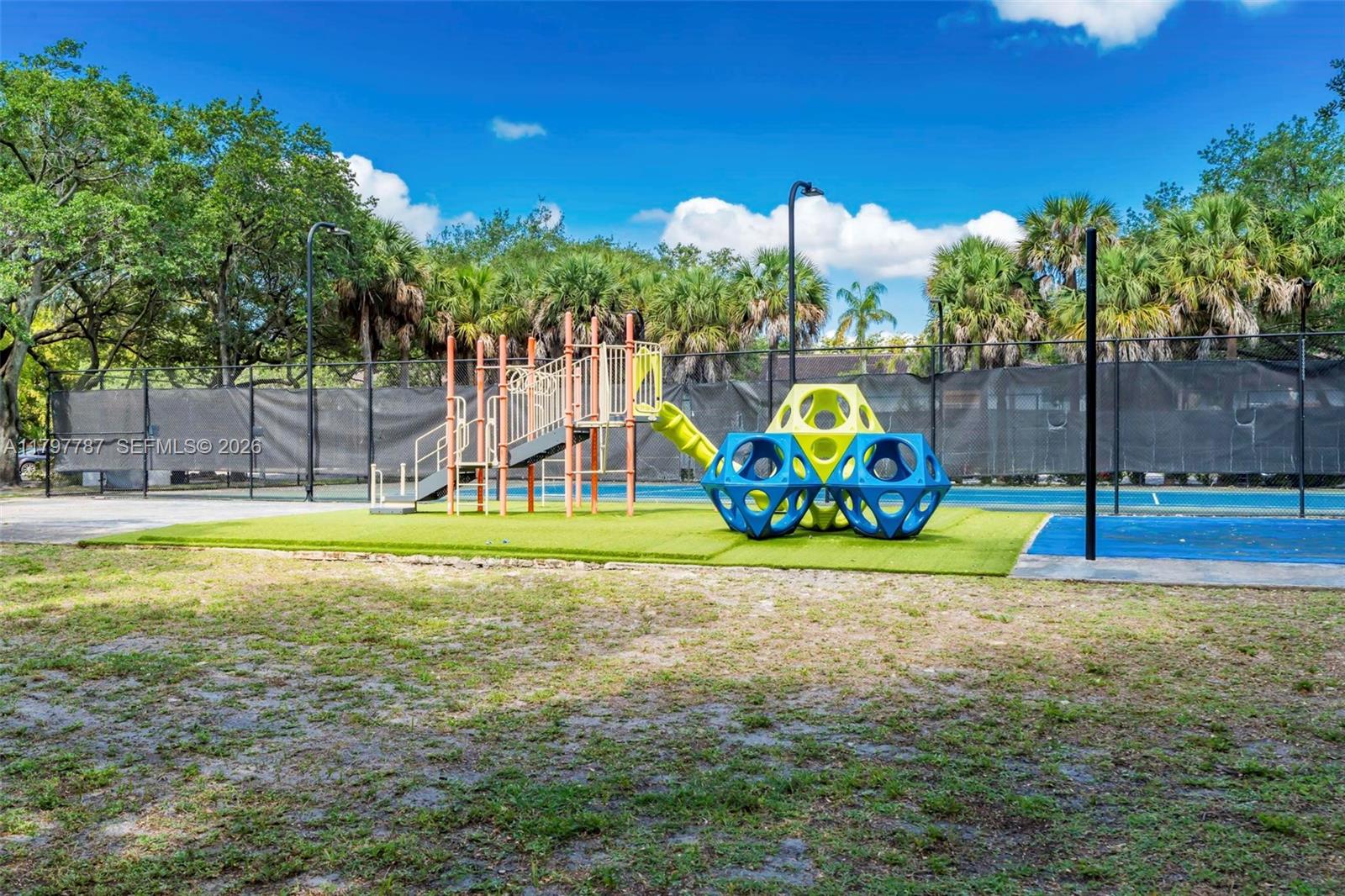 SPRINGCREST CONDO - Residential