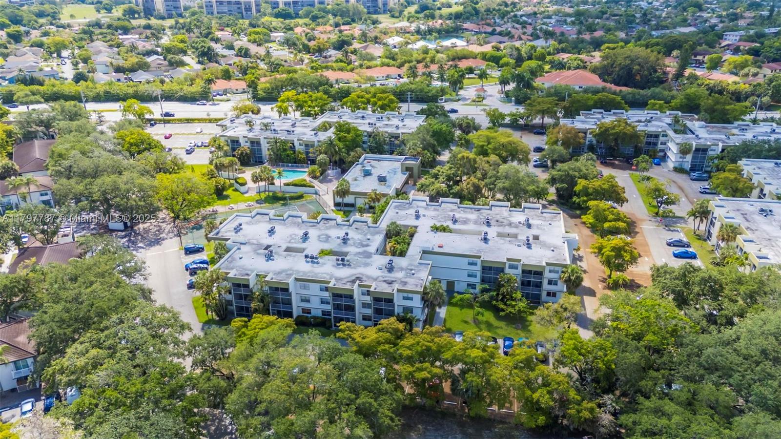 SPRINGCREST CONDO - Residential