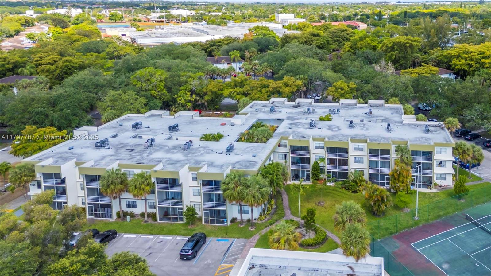 SPRINGCREST CONDO - Residential