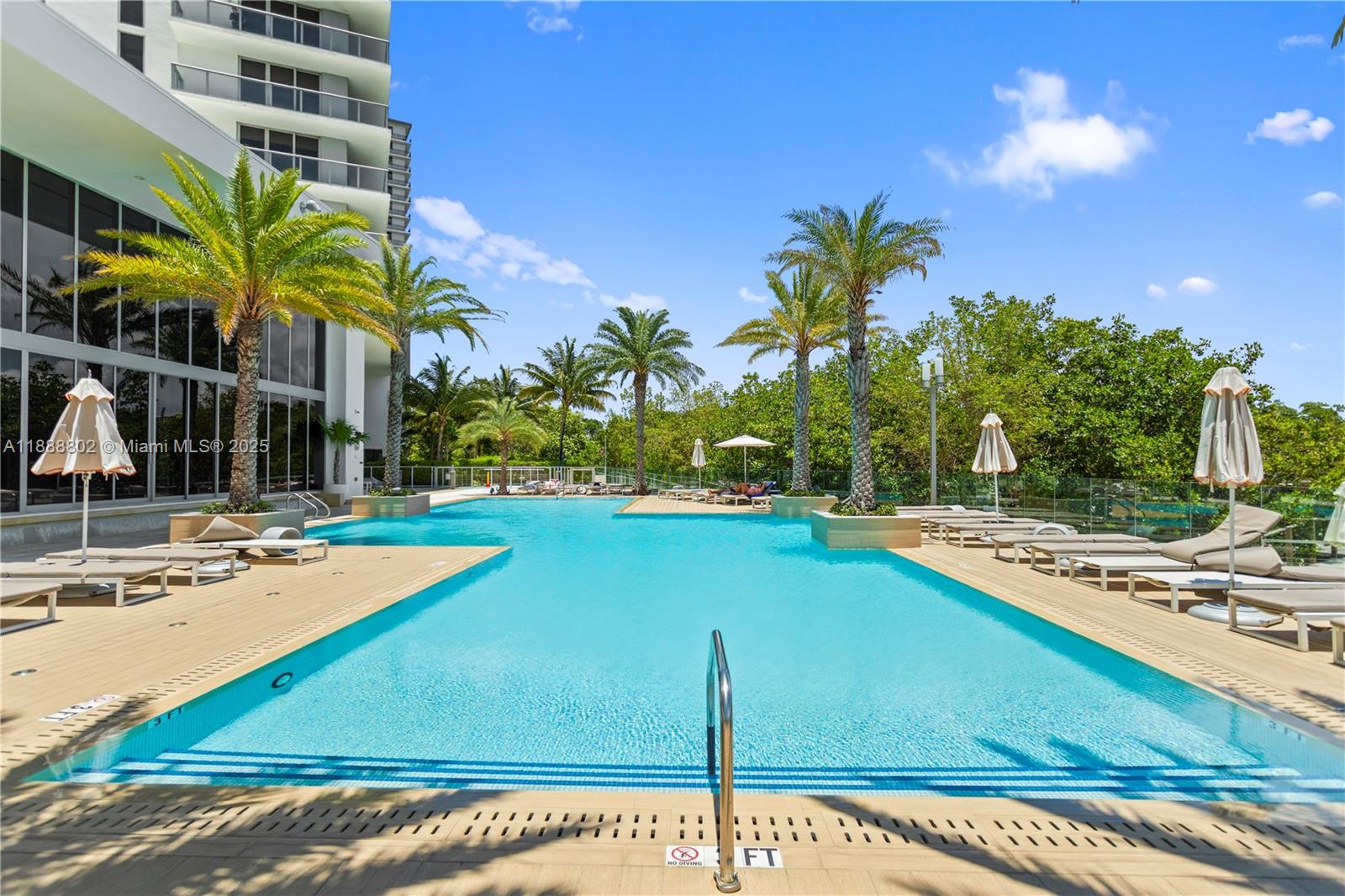 THE HARBOUR SOUTH CONDO - Residential Lease