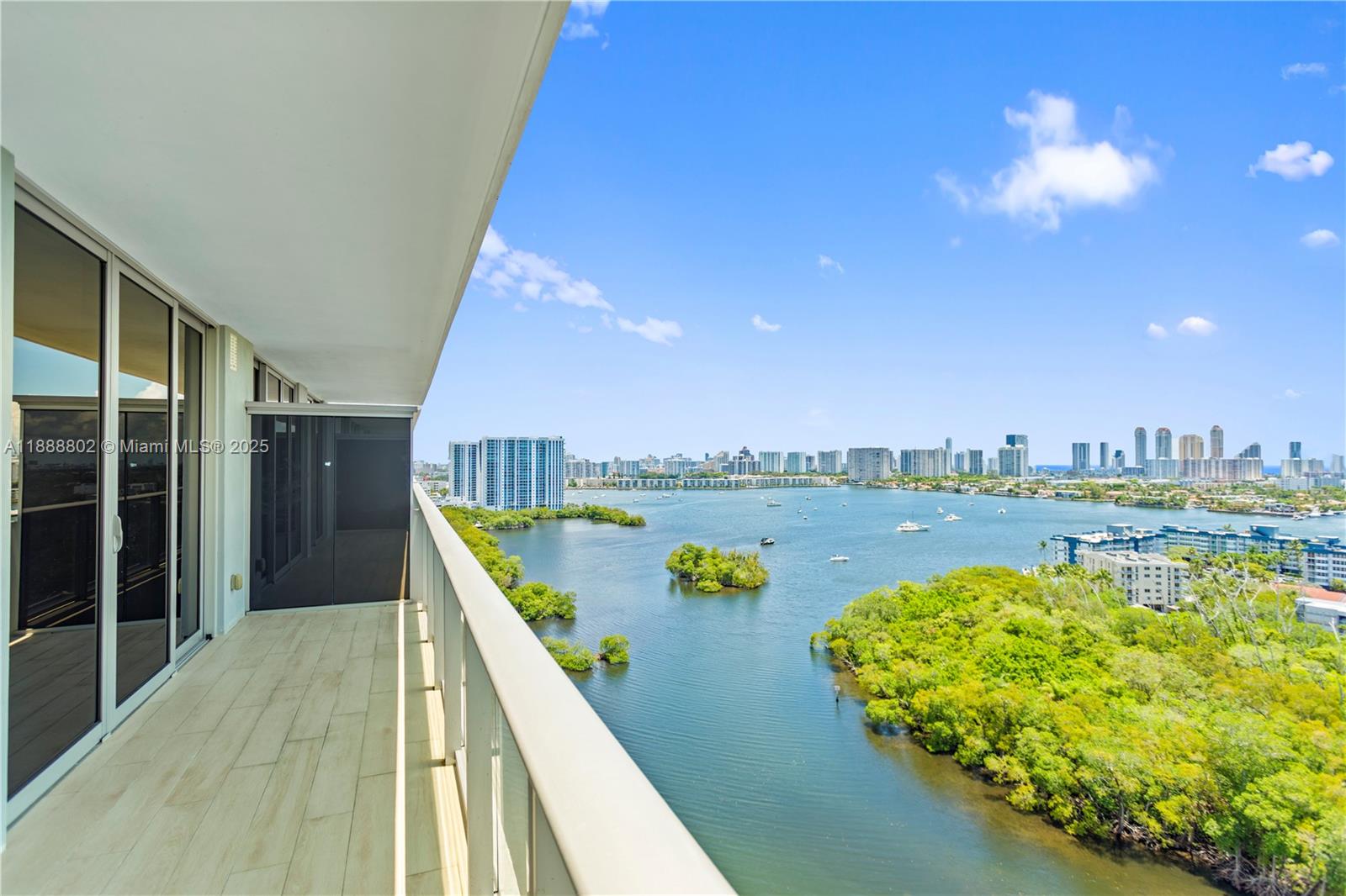 THE HARBOUR SOUTH CONDO - Residential Lease