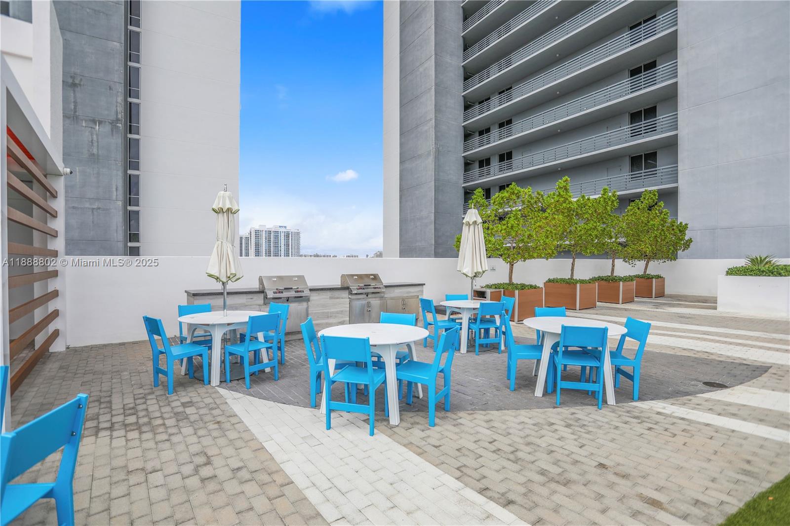 THE HARBOUR SOUTH CONDO - Residential Lease