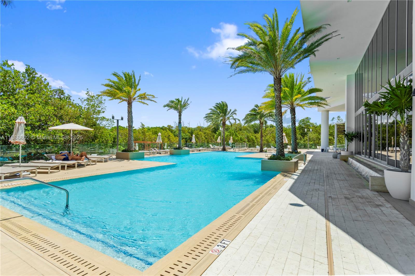 THE HARBOUR SOUTH CONDO - Residential Lease