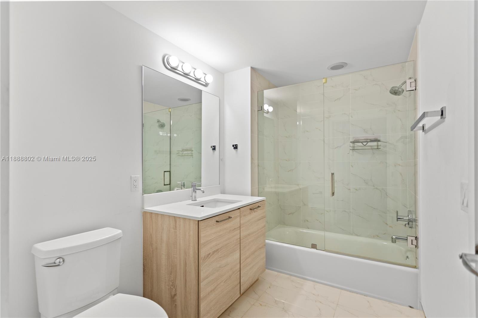 THE HARBOUR SOUTH CONDO - Residential Lease
