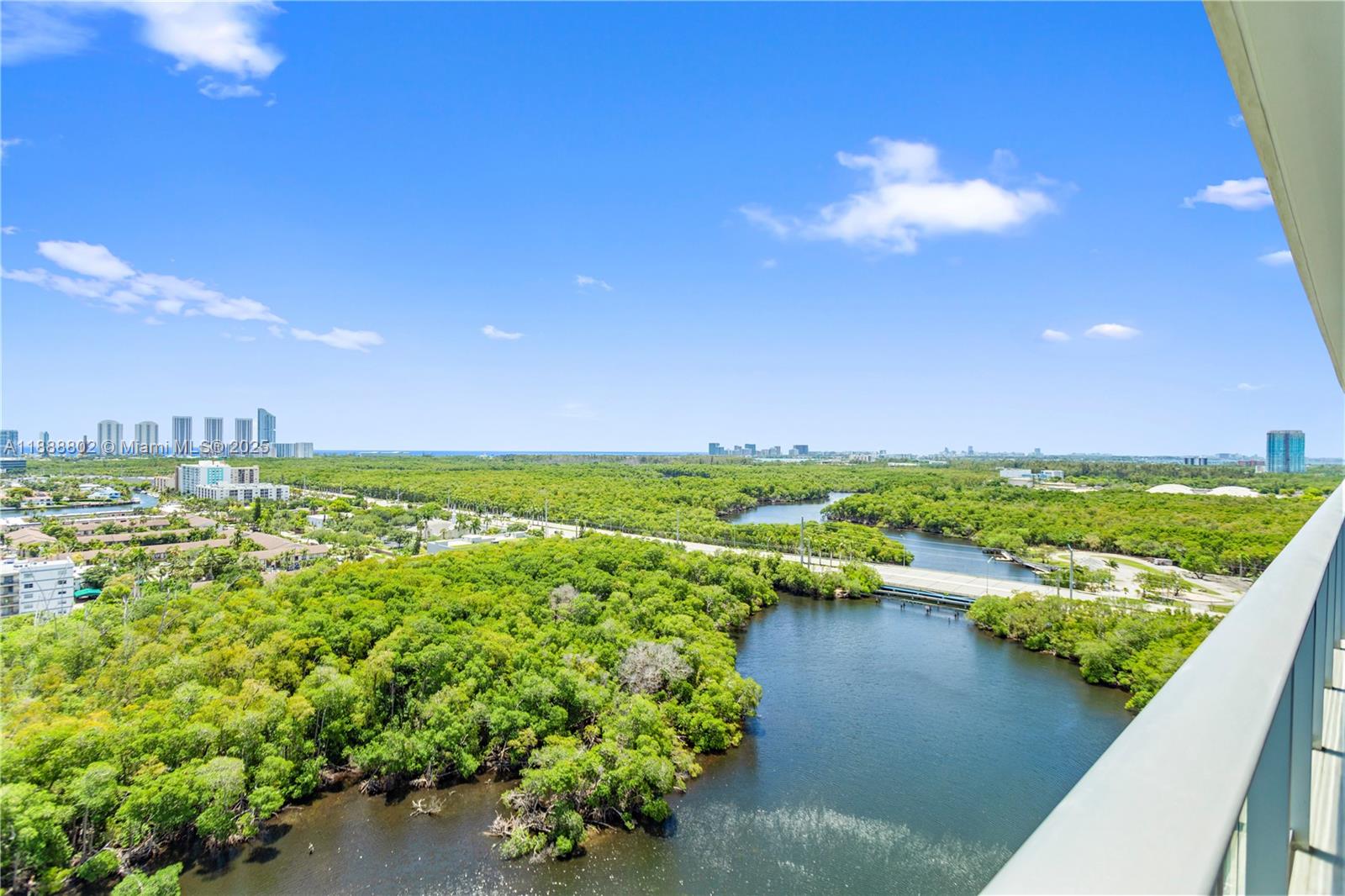 THE HARBOUR SOUTH CONDO - Residential Lease