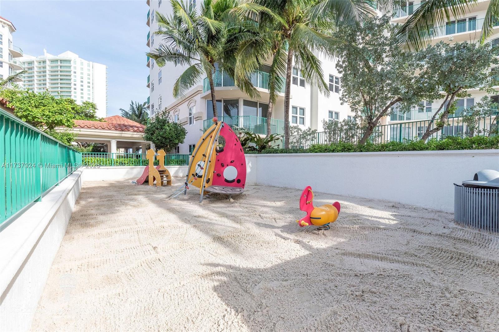 TURNBERRY VILLAGE SO TOWE - Residential Lease